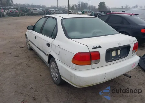 1998 Honda Civic Dx из США, поврежденный, VIN 2HGEJ6629WH554707